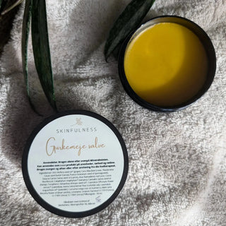 Gurkemeje-Salve-Naturlig-lindring-til-udfordret-hud Skinfulness