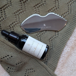 Gua Sha i stål - INTROPRIS Skinfulness 